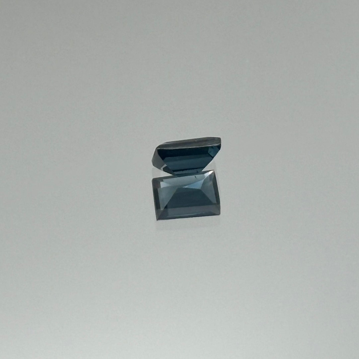 Blue Spinel 1.04 Carats - Spinel Gem Therapy