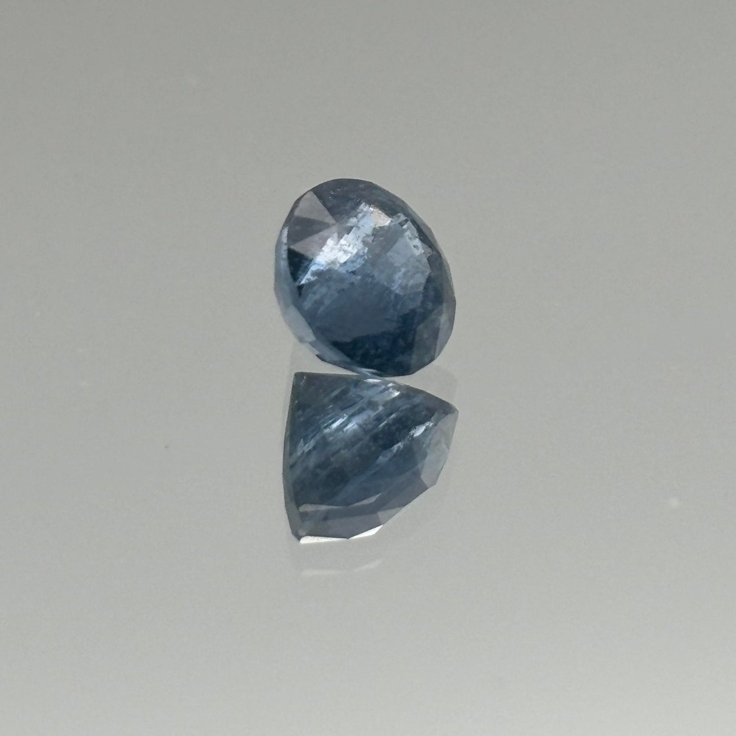 Blue Spinel 2.25 Carats - Spinel Gem Therapy