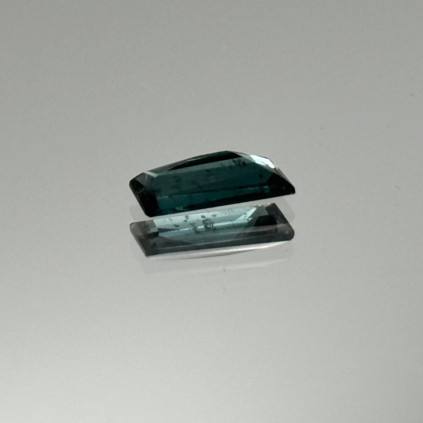 Grayish Blue Spinel 1.15 Carats - Spinel Gem Therapy