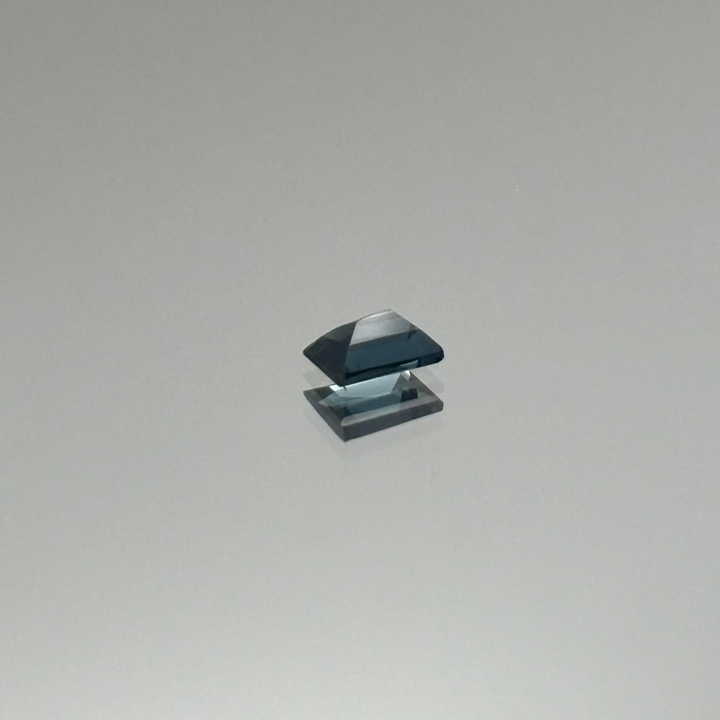 Blue Spinel 1.04 Carats - Spinel Gem Therapy