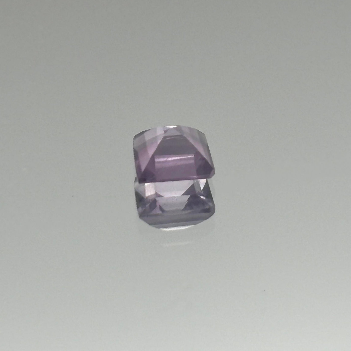 Lavender Spinel 1.00 Carats - Spinel Gem Therapy