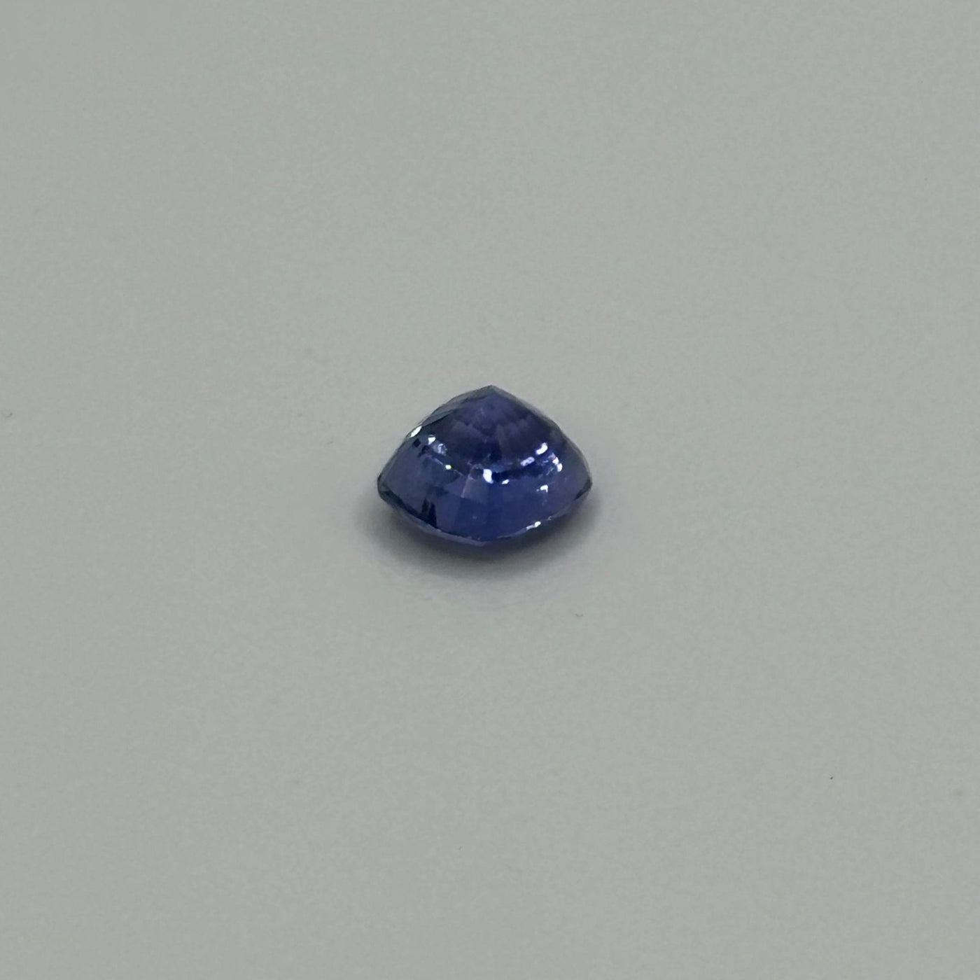 Blue sapphire 1.22 Carats - Spinel Gem Therapy