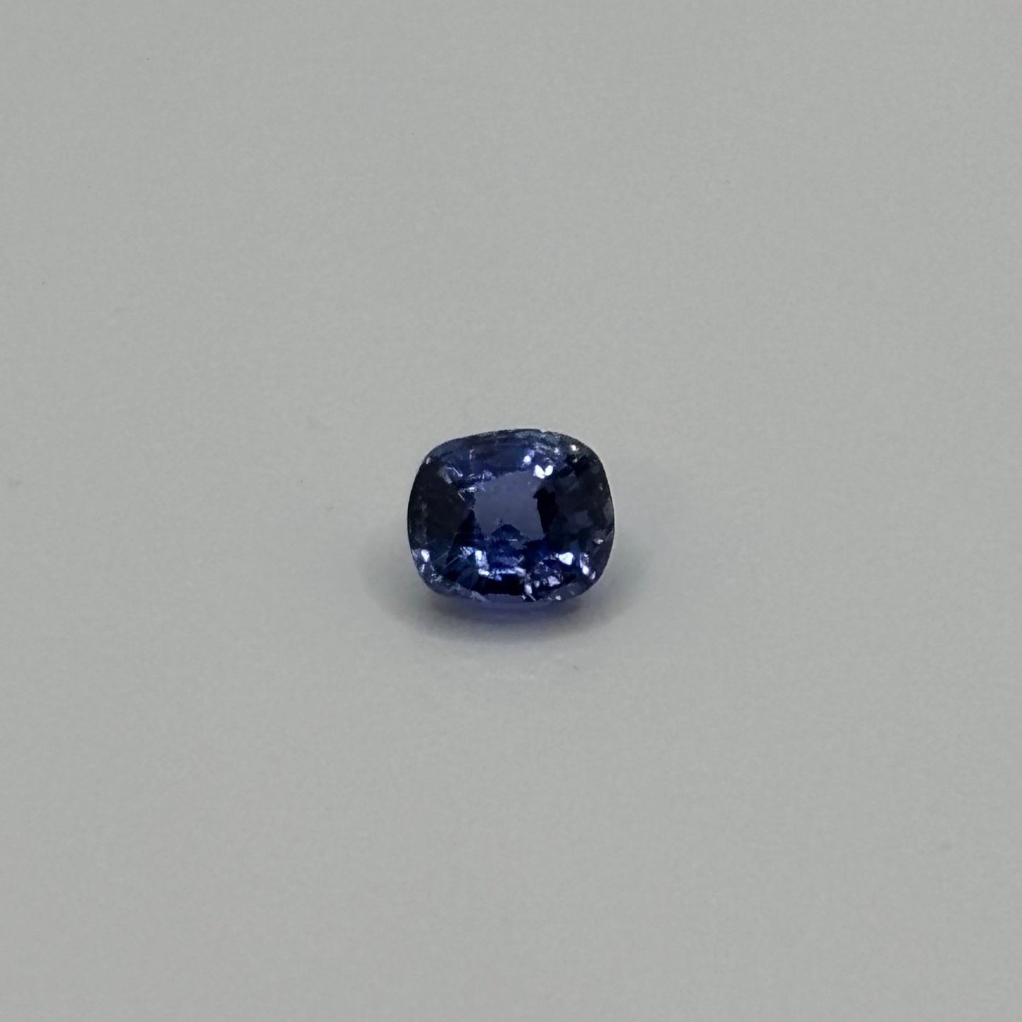 Blue sapphire 1.22 Carats - Spinel Gem Therapy