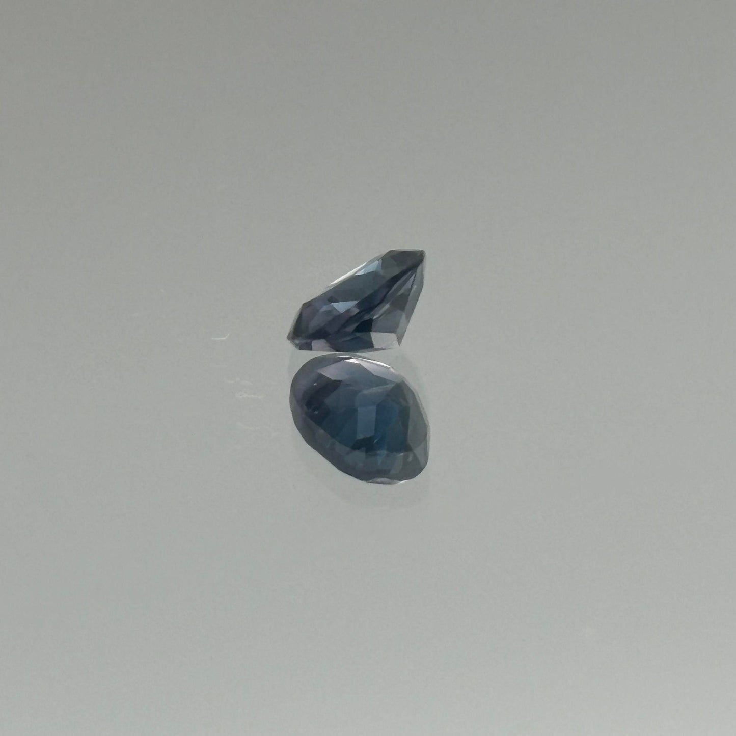 Blue Spinel 0.96 Carats - Spinel Gem Therapy