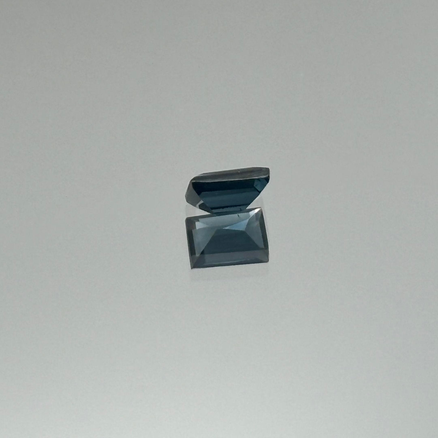 Blue Spinel 1.04 Carats - Spinel Gem Therapy