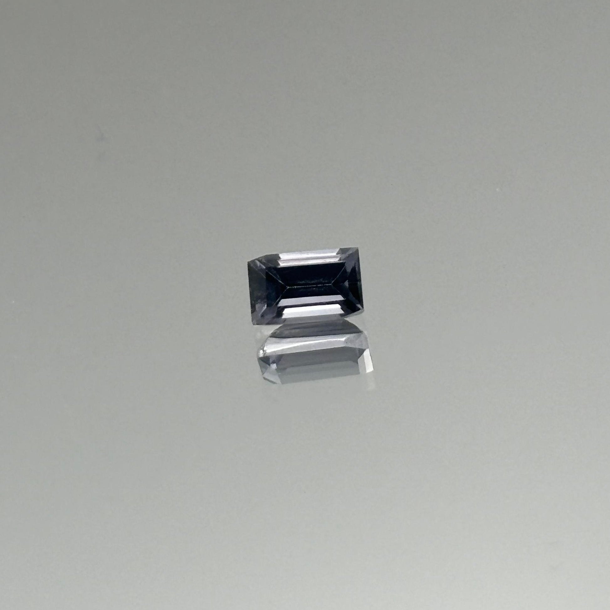Blue Spinel 1.04 Carats - Spinel Gem Therapy