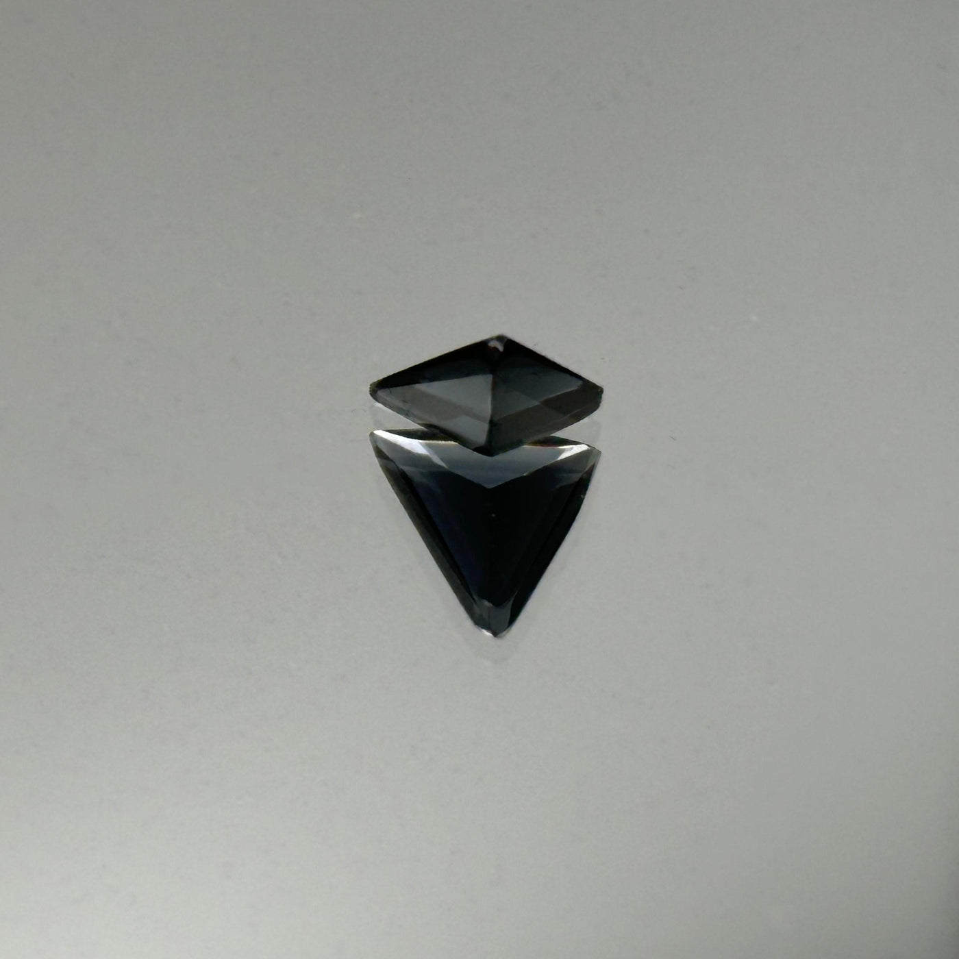 Blue Spinel 1.45 Carats - Spinel Gem Therapy