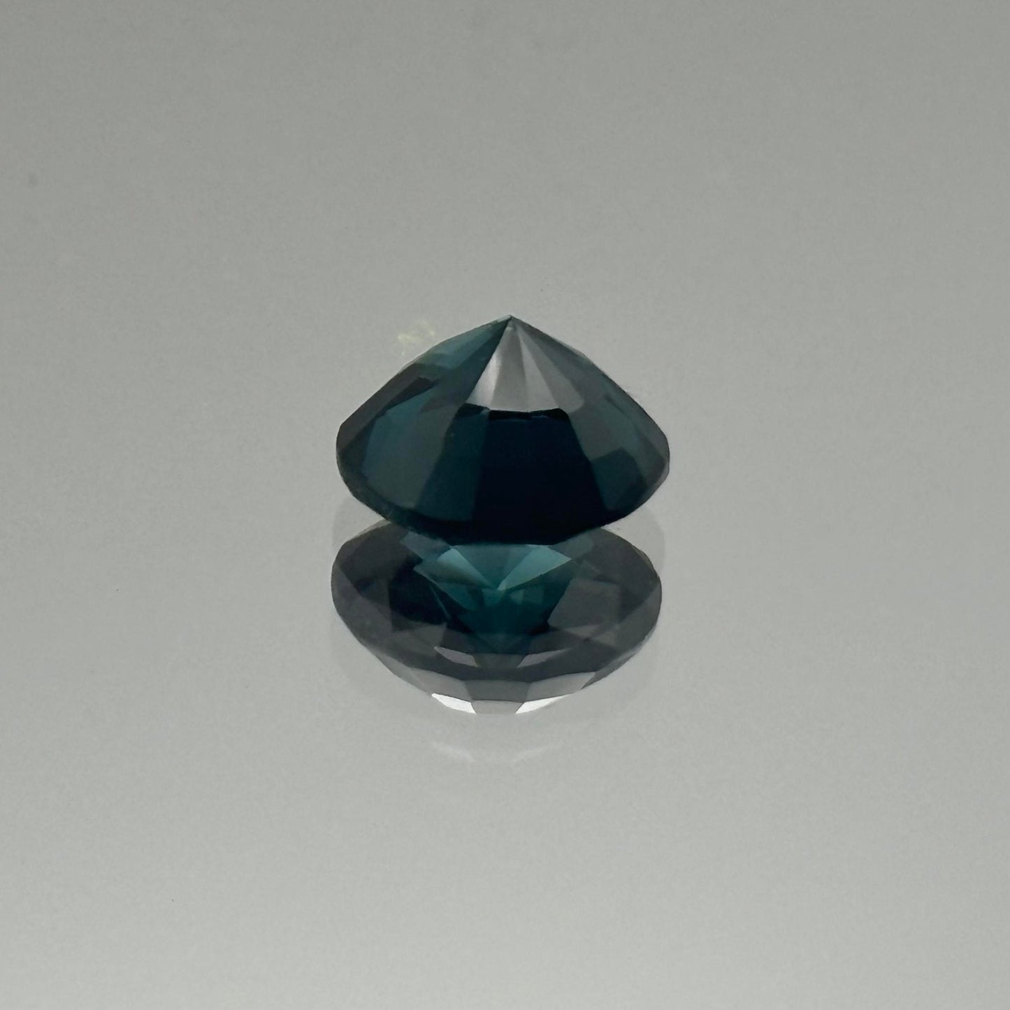 Blue Spinel 1.94 Carats - Spinel Gem Therapy