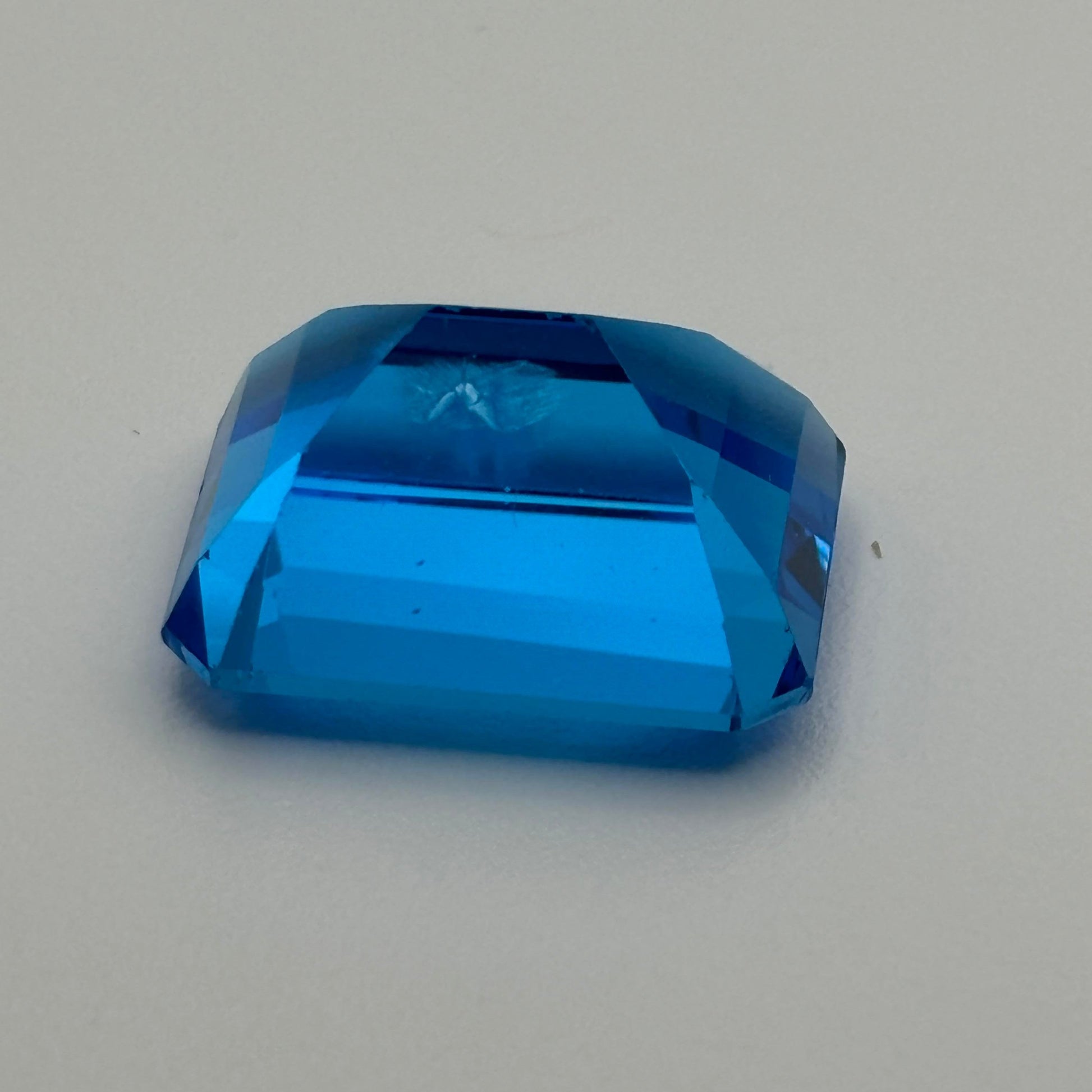 Blue Topaz 33.85 Carats - Spinel Gem Therapy
