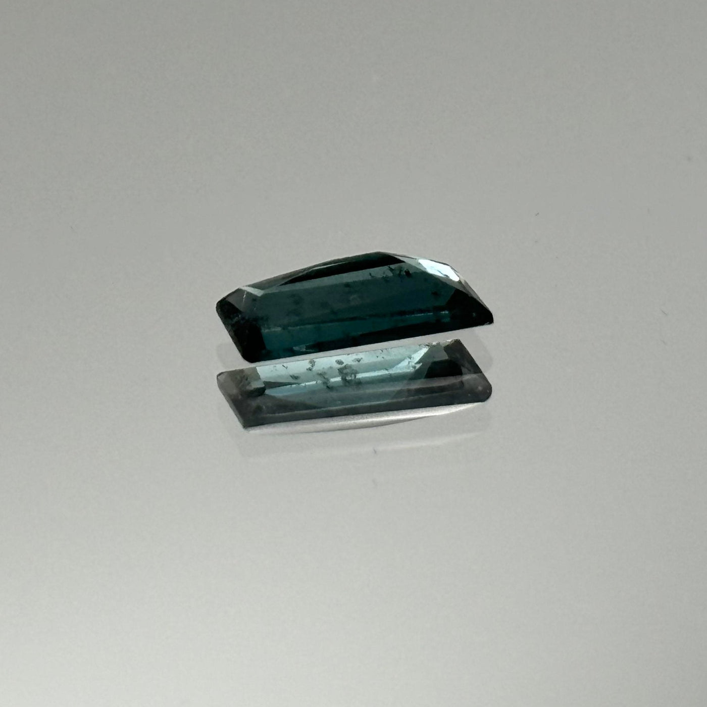 Grayish Blue Spinel 1.15 Carats - Spinel Gem Therapy