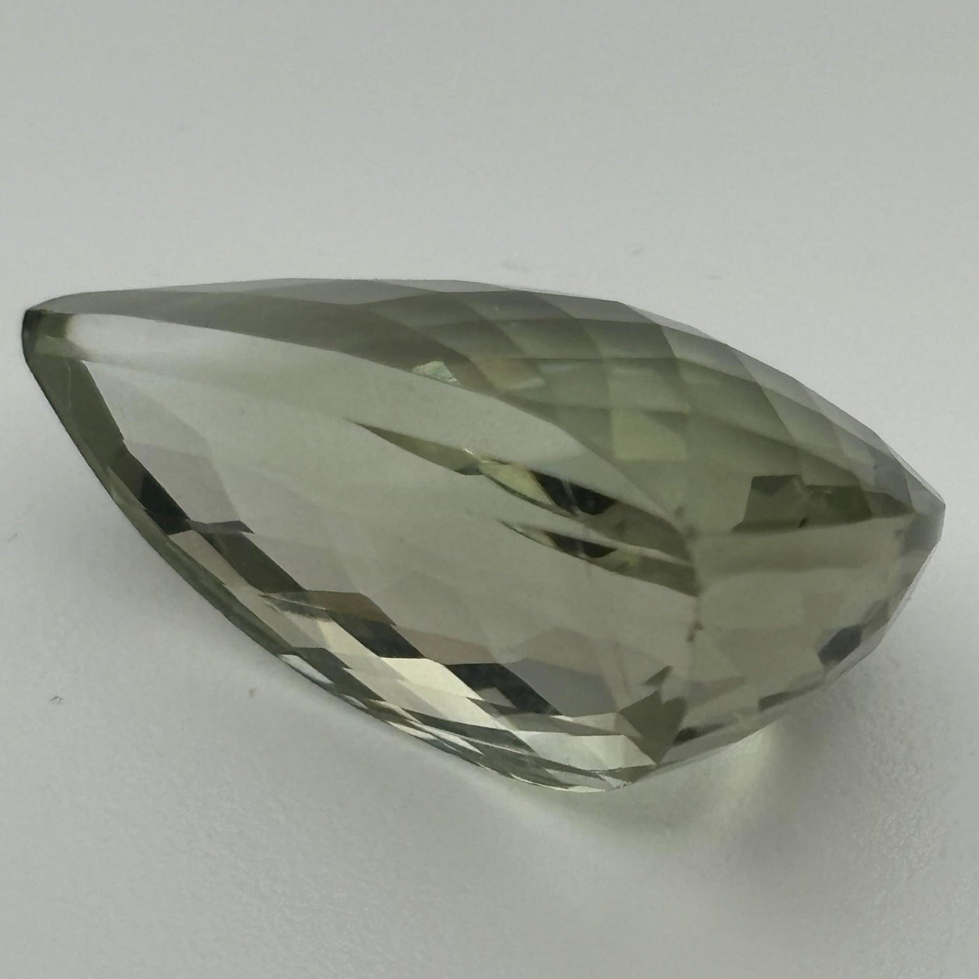 Green Quartz 27.4 Carats - Spinel Gem Therapy