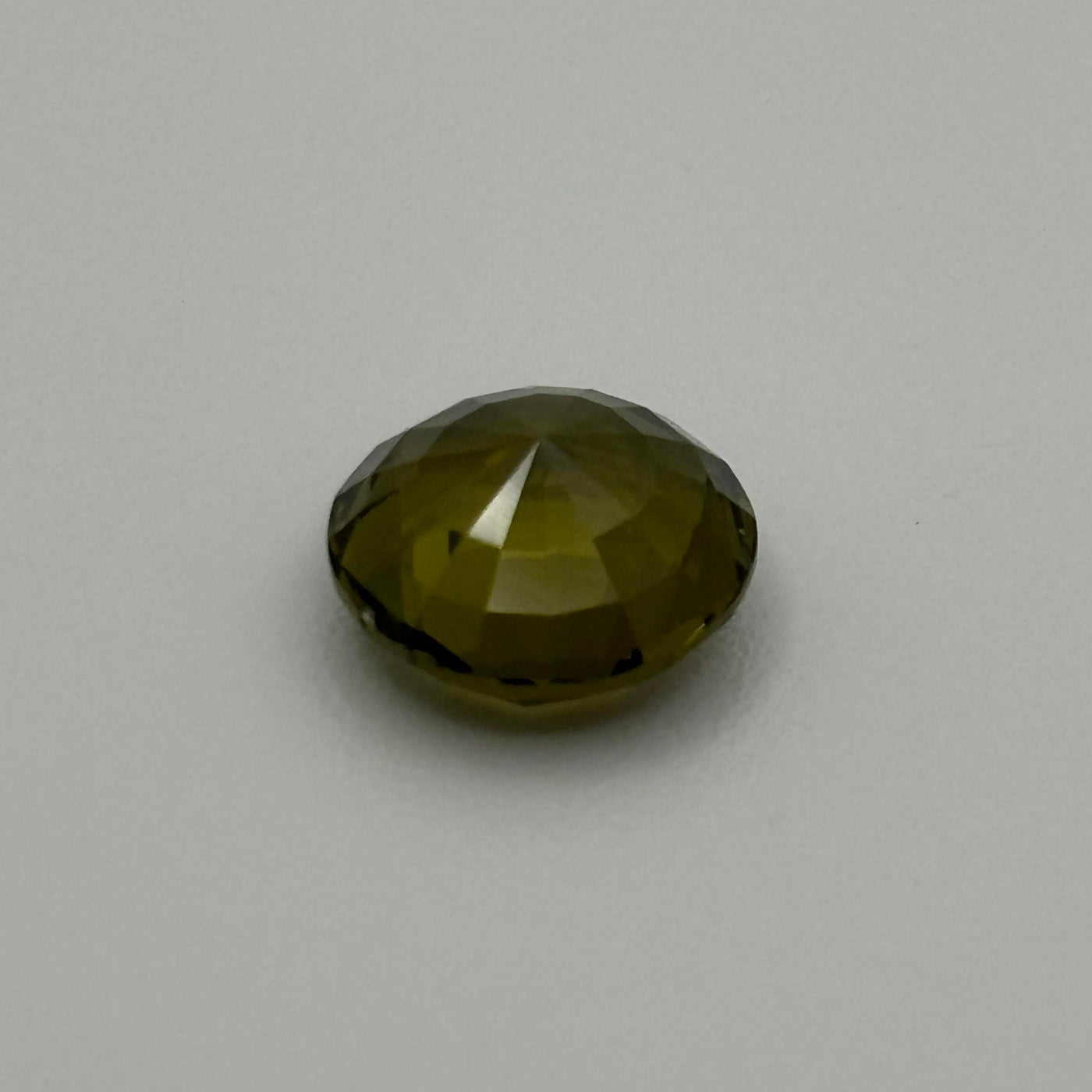 Green Tourmaline 3.56 Carats - Spinel Gem Therapy