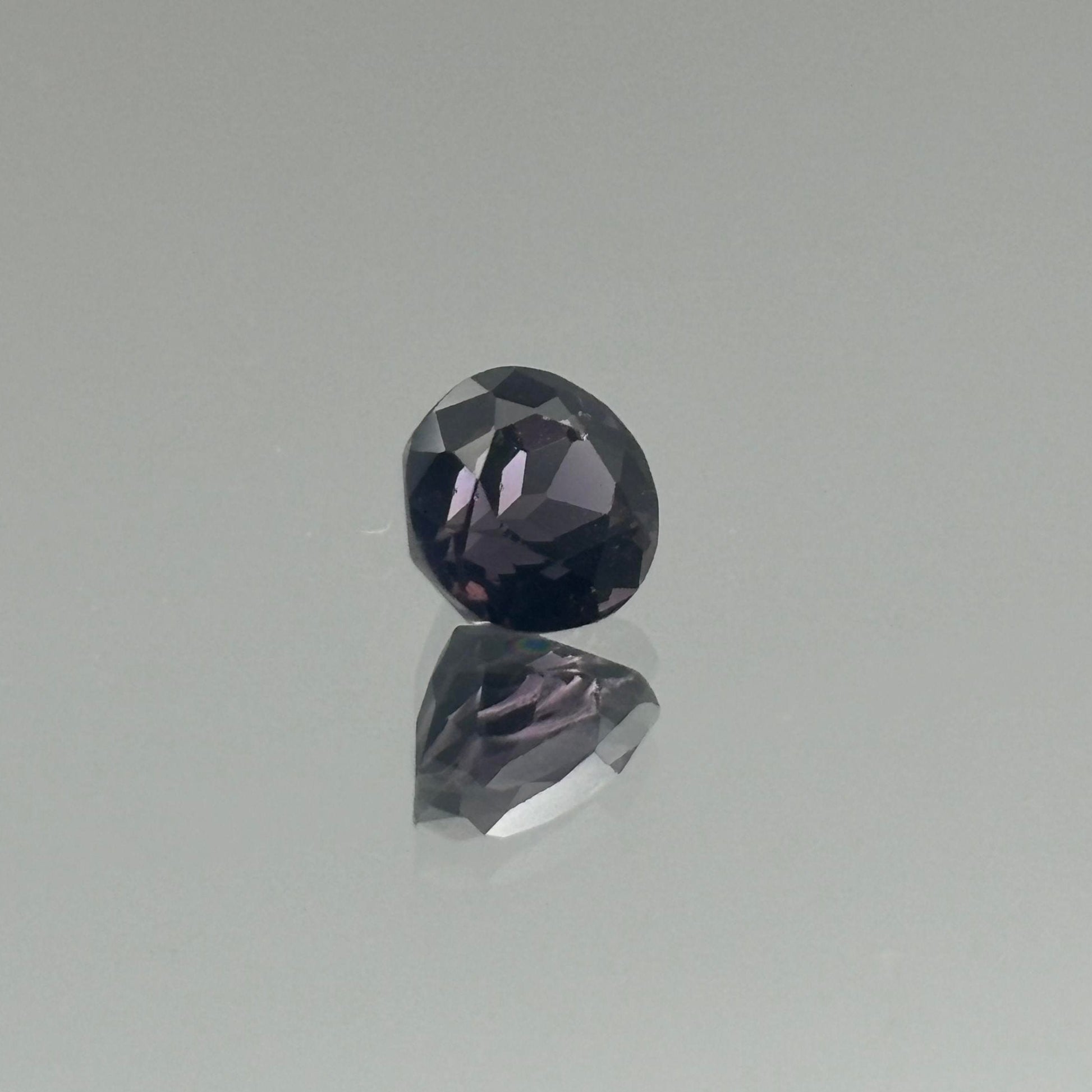 Greyish Purple Spinel 1.41 Carats - Spinel Gem Therapy