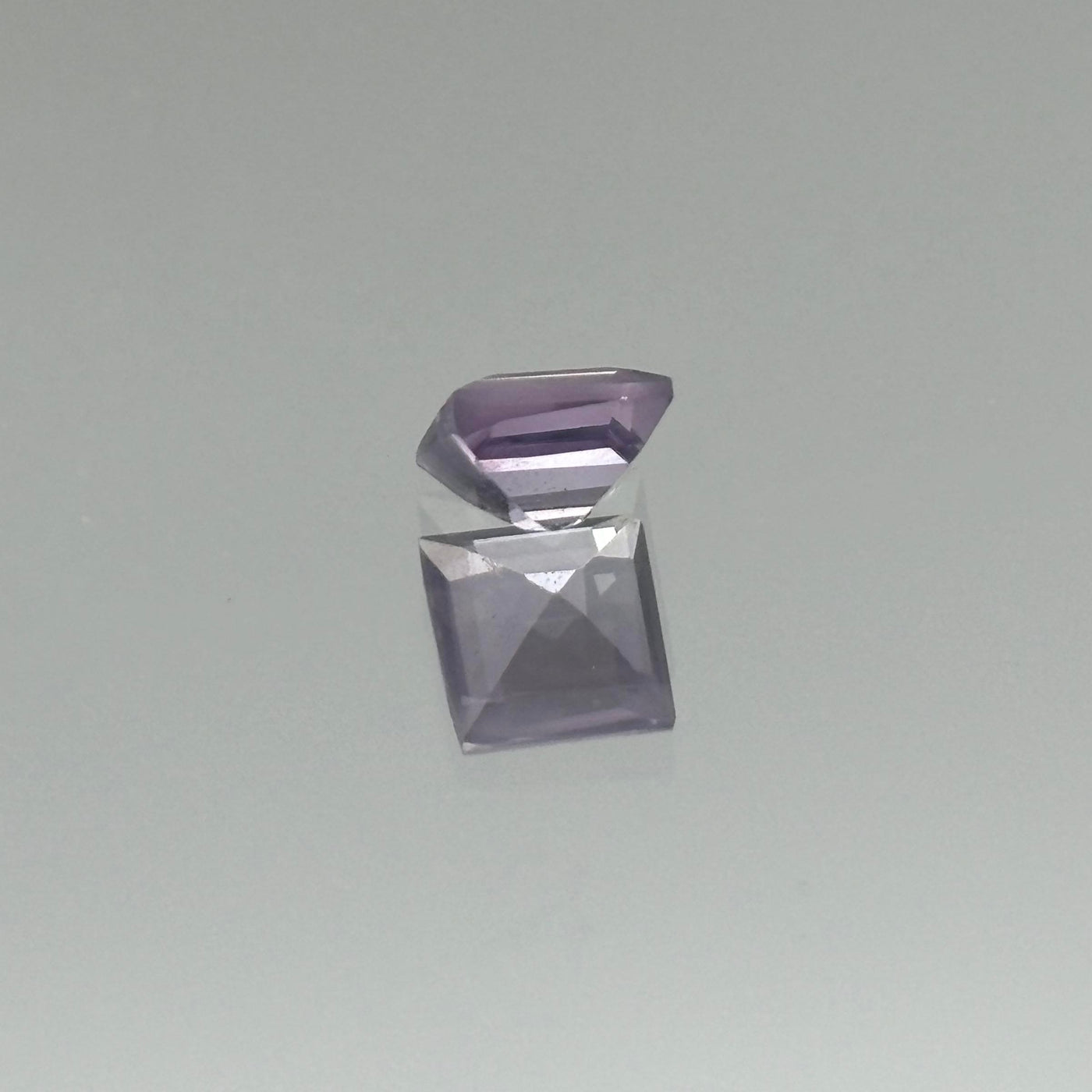 Lavender Spinel 1.00 Carats - Spinel Gem Therapy