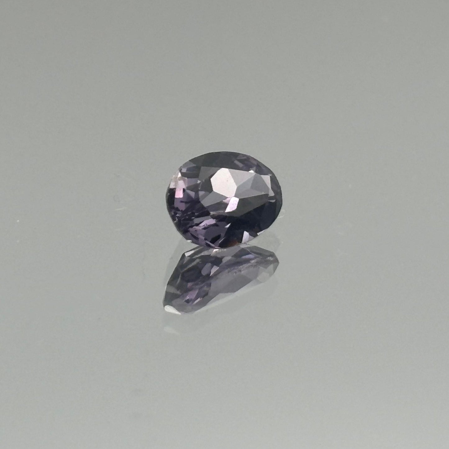 Lavender Spinel 1.00 Carats - Spinel Gem Therapy