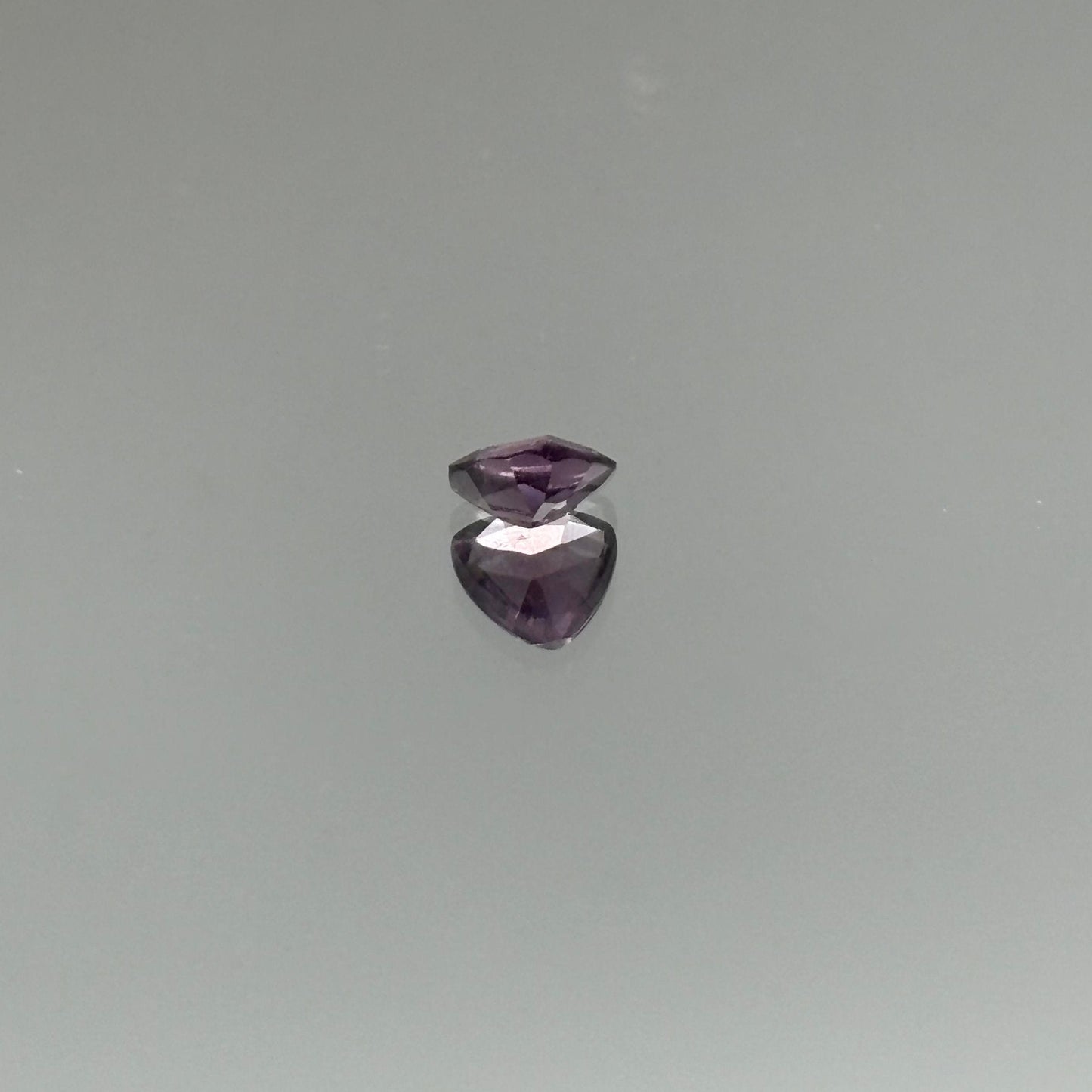 Lavender Spinel 1.05 Carats - Spinel Gem Therapy