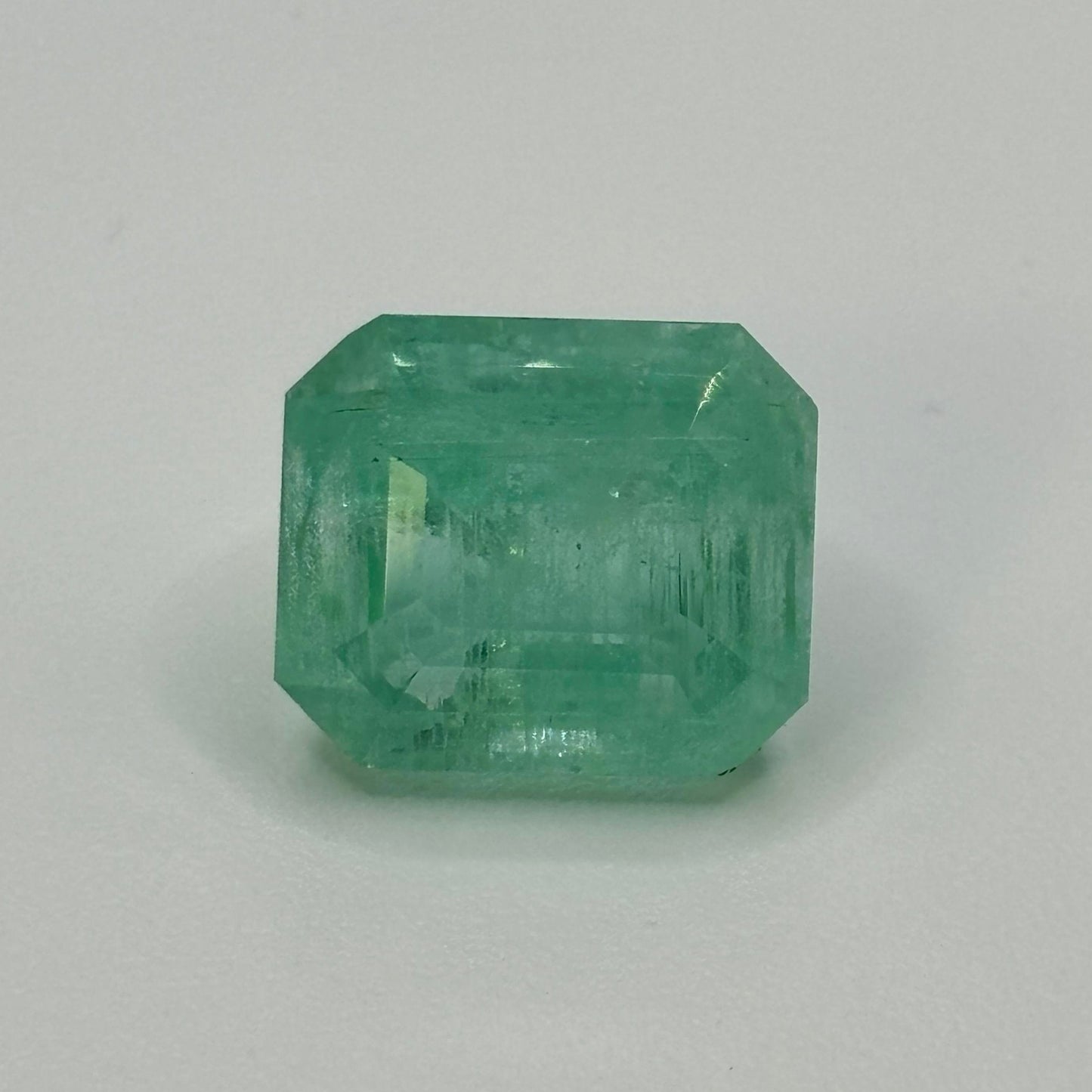 Natural Emerald 12.95 Carats - Spinel Gem Therapy