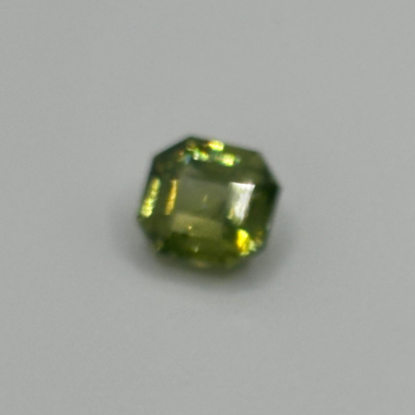 Natural Green Zircon 2.20 Carats - Spinel Gem Therapy