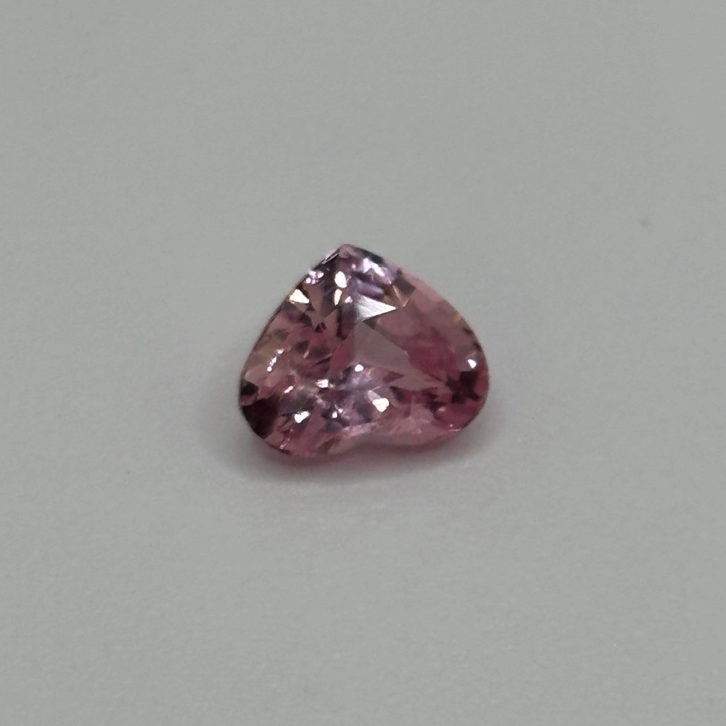 Natural Padparadscha 1.46 Caeats - Spinel Gem Therapy