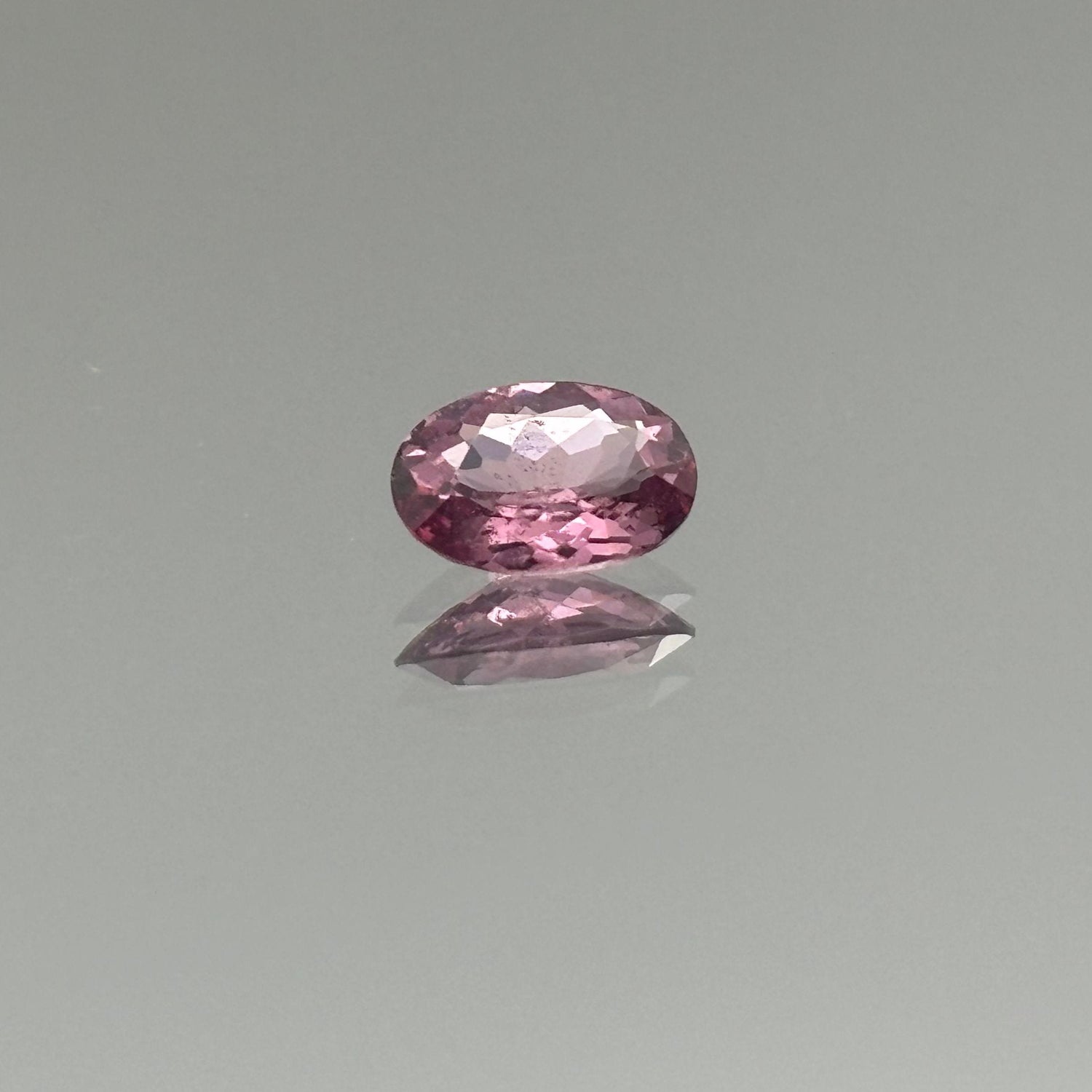 Pink Spinel 1.03 Carats - Spinel Gem Therapy