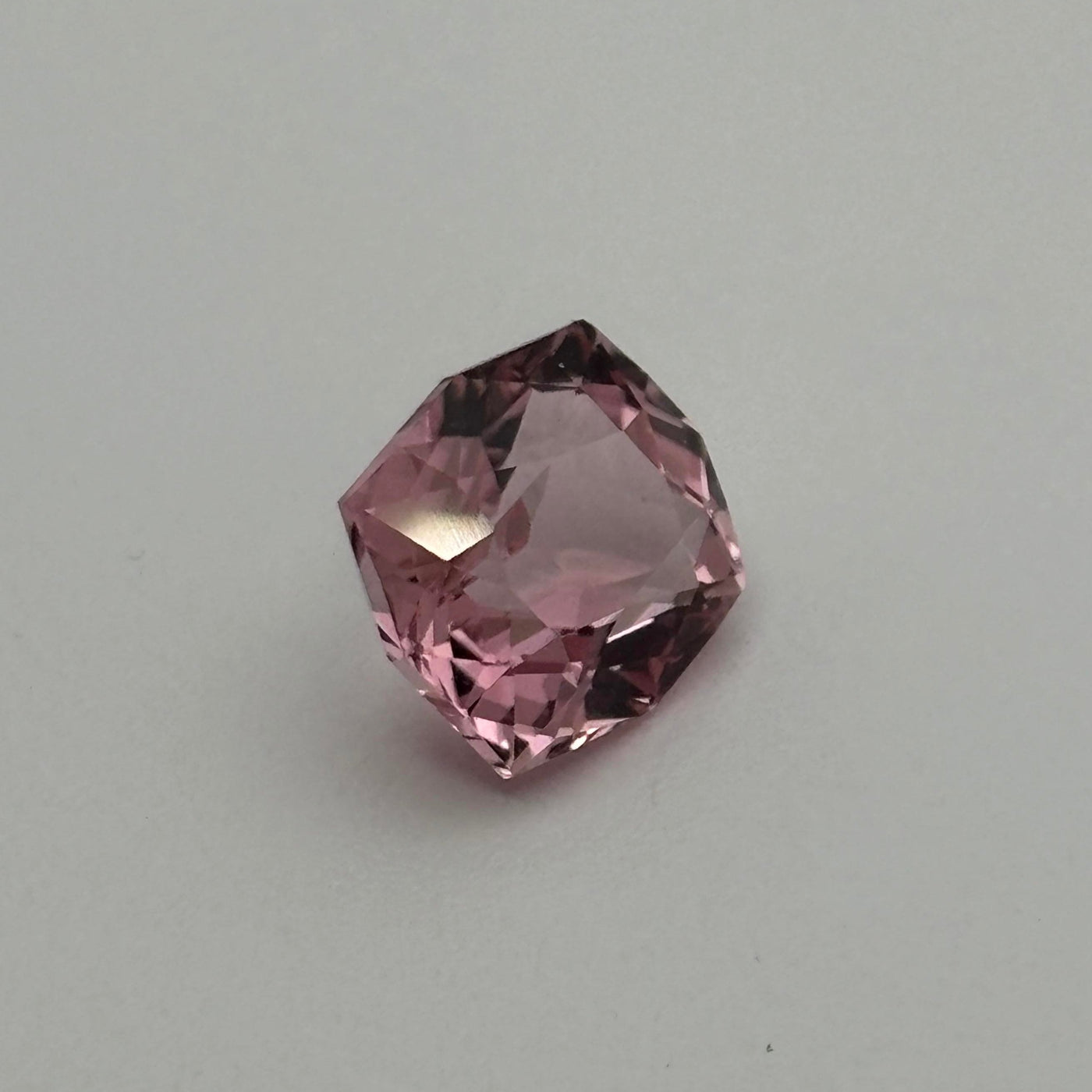 Pink Tourmaline 3.2 Carats - Spinel Gem Therapy