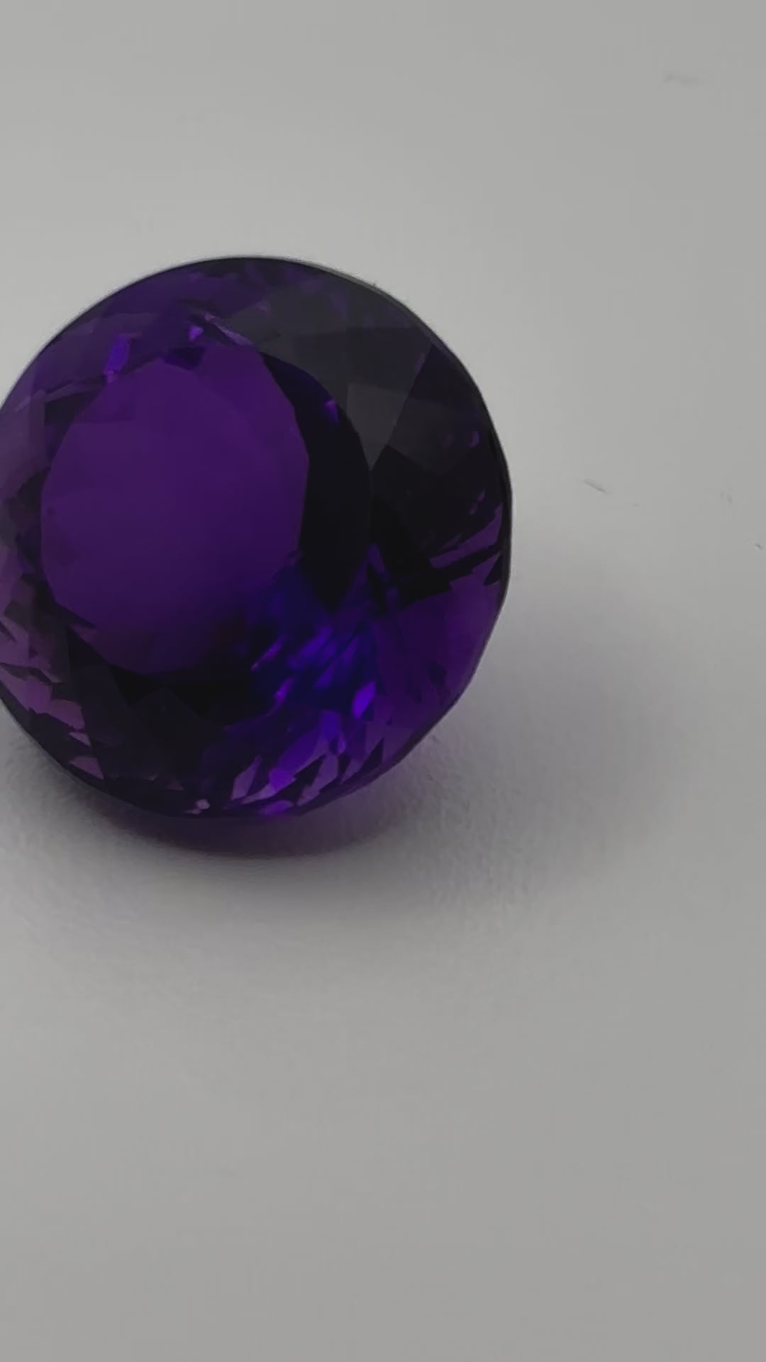 Amethyst/  Purple Quartz 20.16 Carats