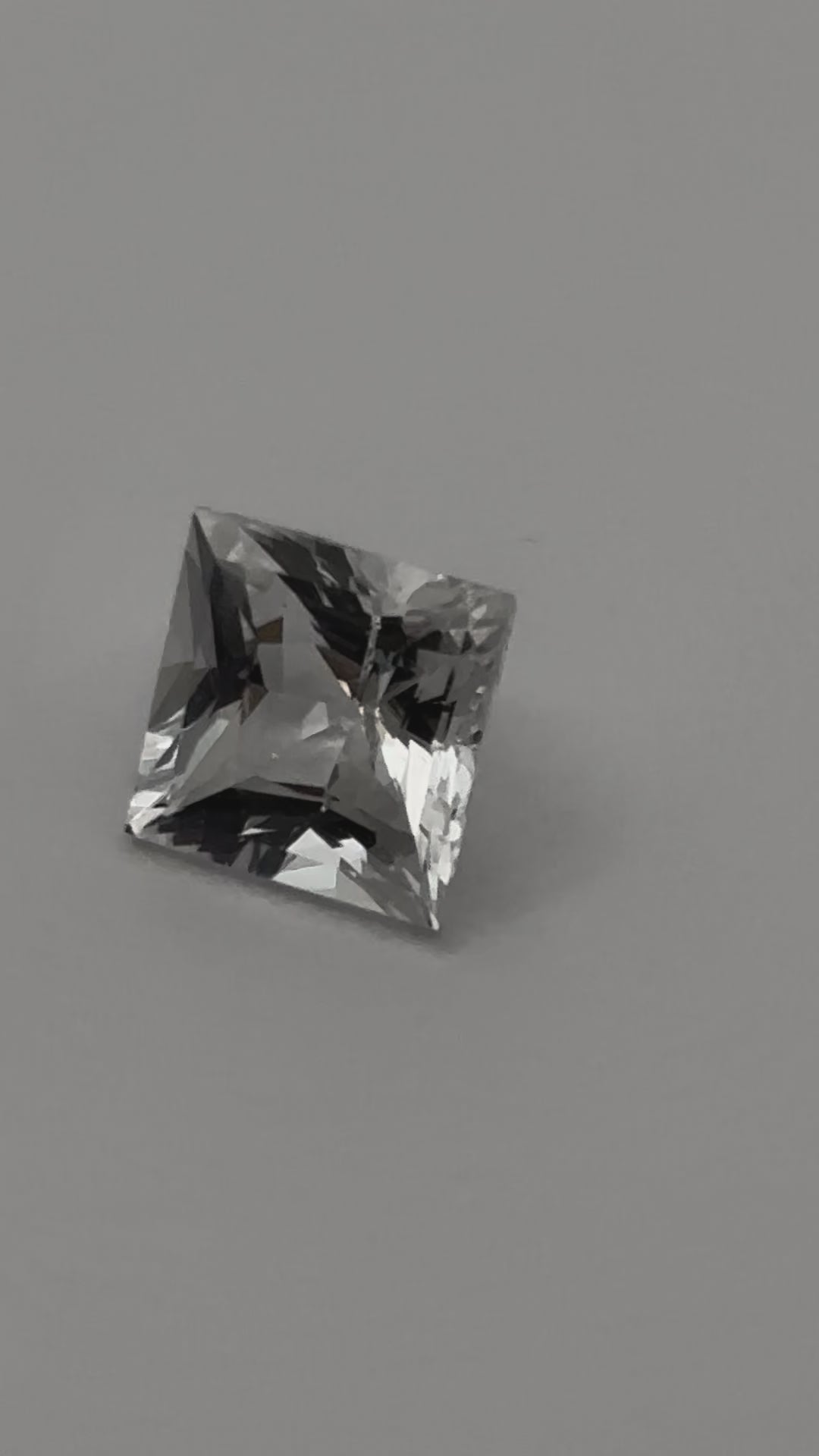 Topaz 2.05 Carats