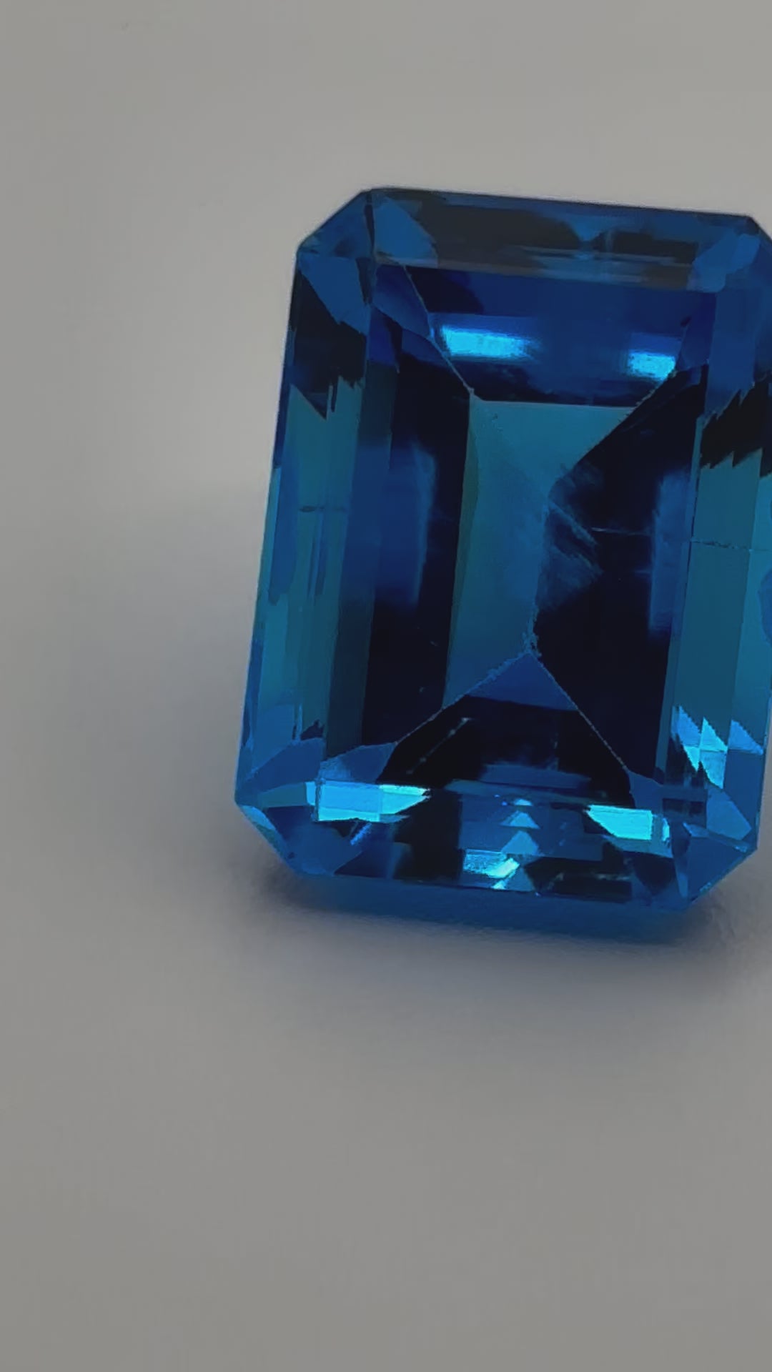 Blue Topaz 33.85 Carats