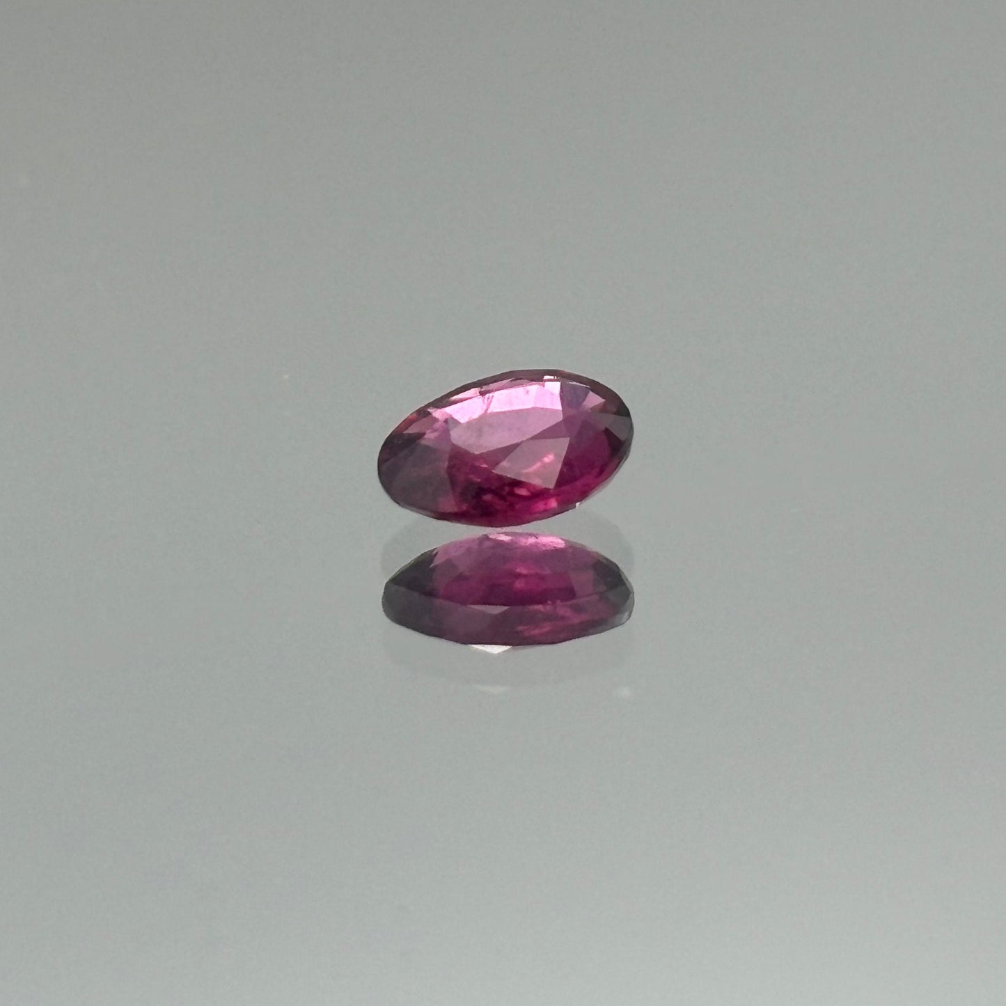 Red Spinel 1.03 Carats - Spinel Gem Therapy