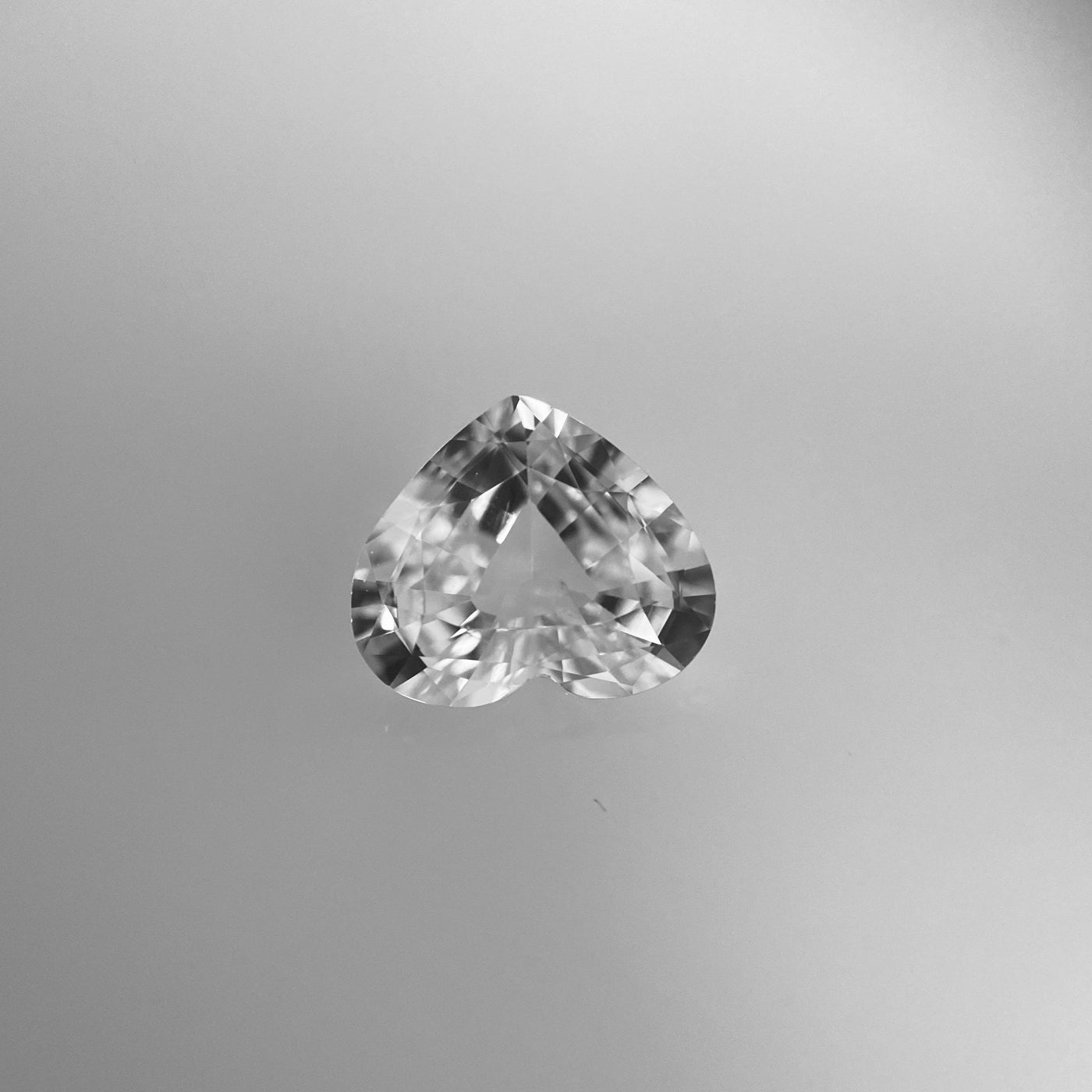 Untreated Natural White Sapphire 2.00 Carats - Spinel Gem Therapy